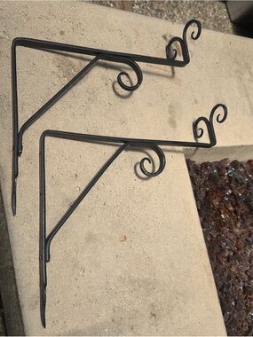 Set of 2 Rustic Brown Cast Iron Scroll Wall Shelf Brackets / Plant Hangers